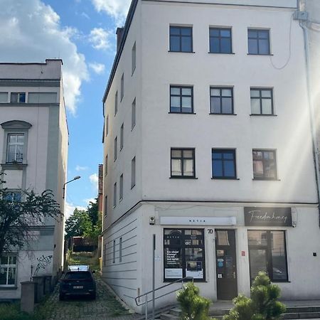 Apartament Centrum Свидница Экстерьер фото